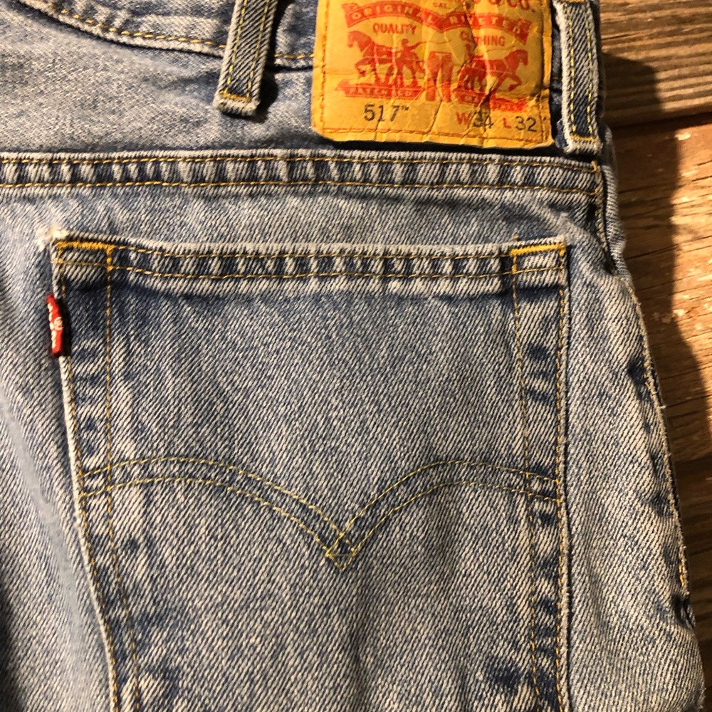 Levi’s 517 bootcut jeans. 34/32.
